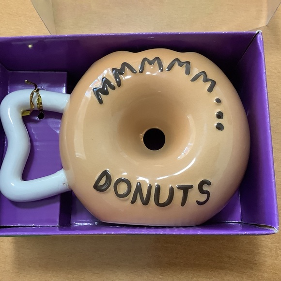 Donut Coffee Mug - Picture 5 of 10